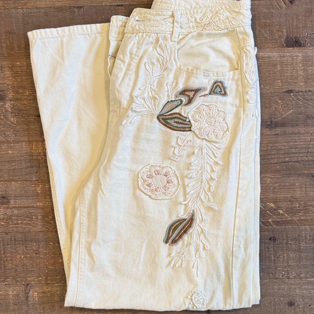Pilcro Cream Embroidered Jeans